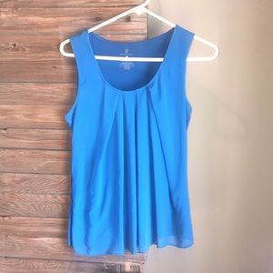 New York and Company sleeveless 🌺